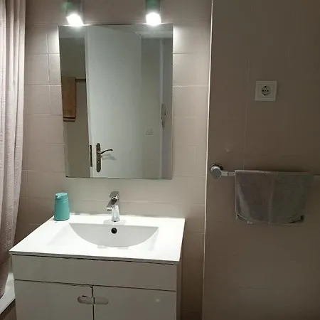 Pensión Costa By The