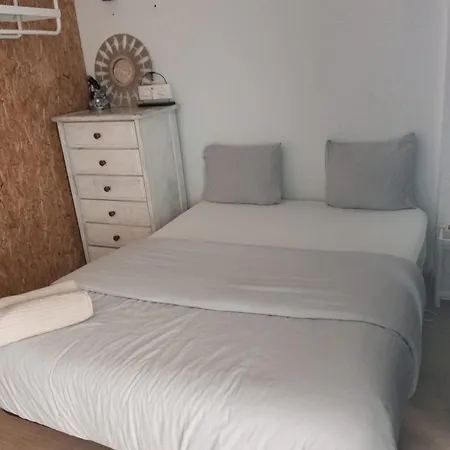 Costa By The Pensión Costa da Caparica