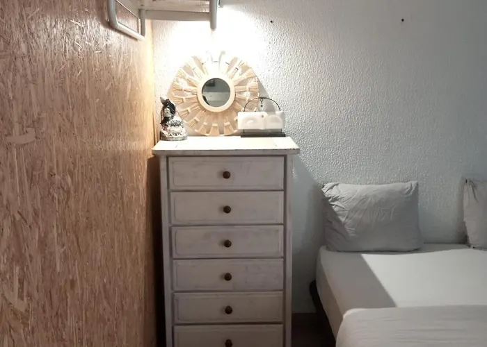 Costa By The Costa de Caparica