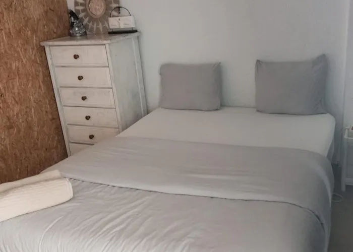 Costa By The Πανσιόν Costa de Caparica